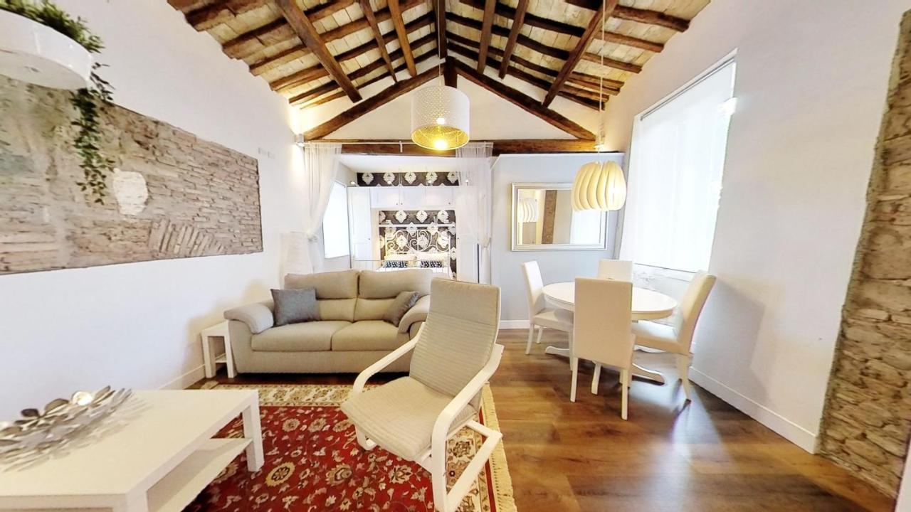 La Casa Nel Castello *